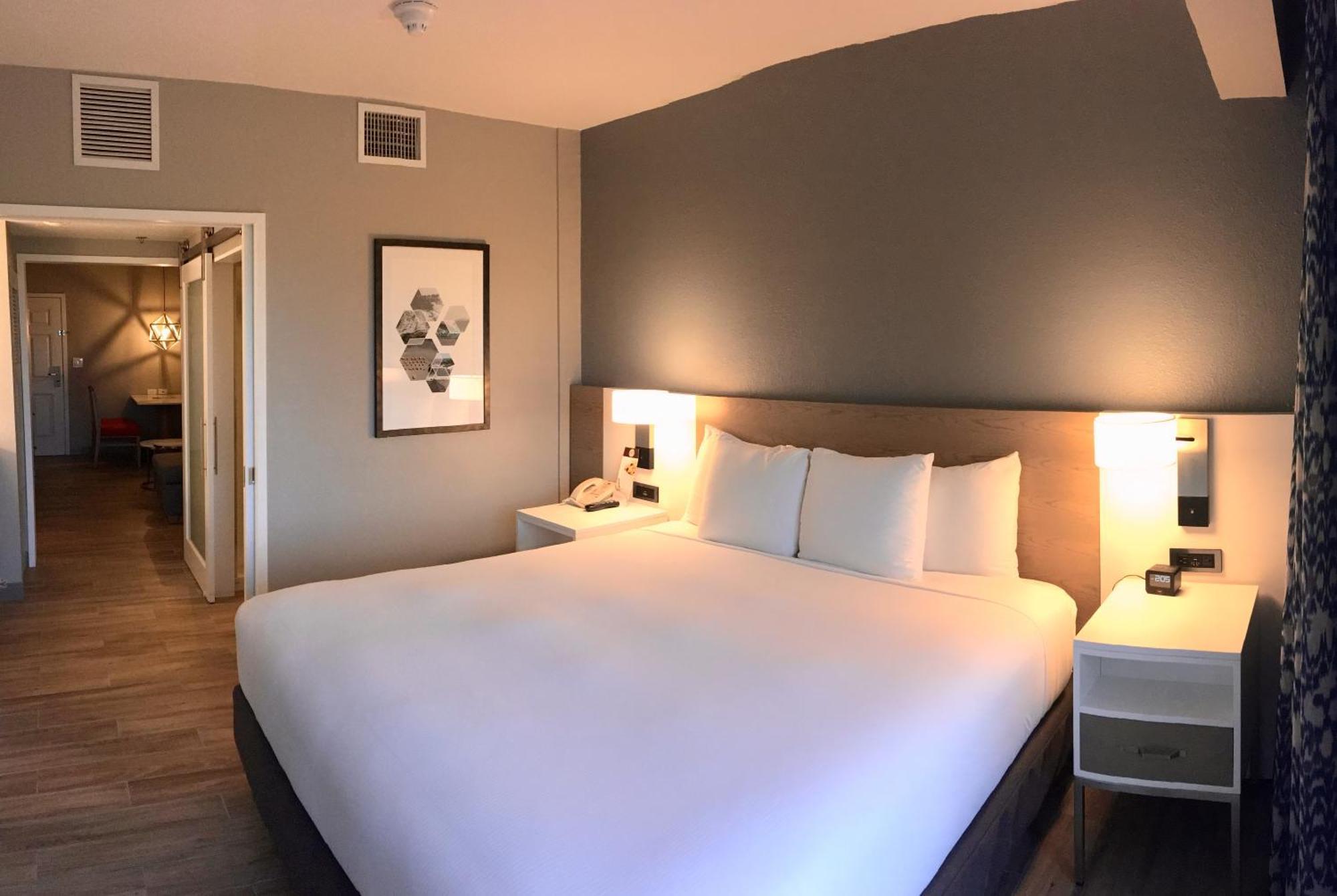 Doubletree Suites By Hilton Melbourne Beach Oceanfront Екстер'єр фото