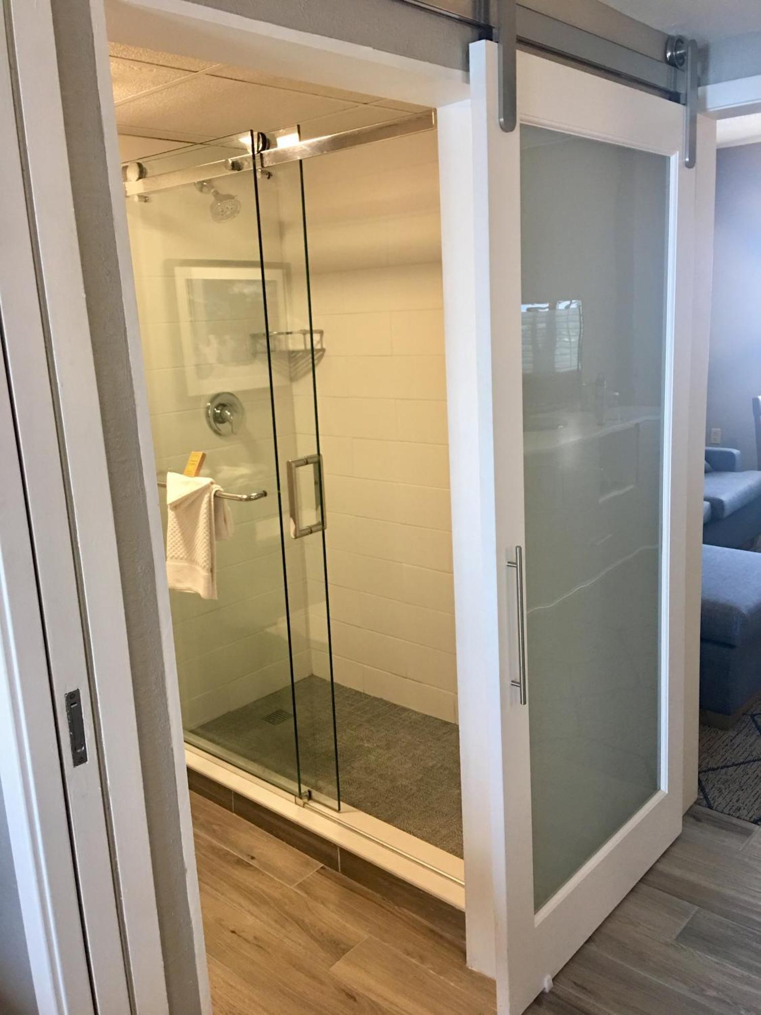 Doubletree Suites By Hilton Melbourne Beach Oceanfront Екстер'єр фото