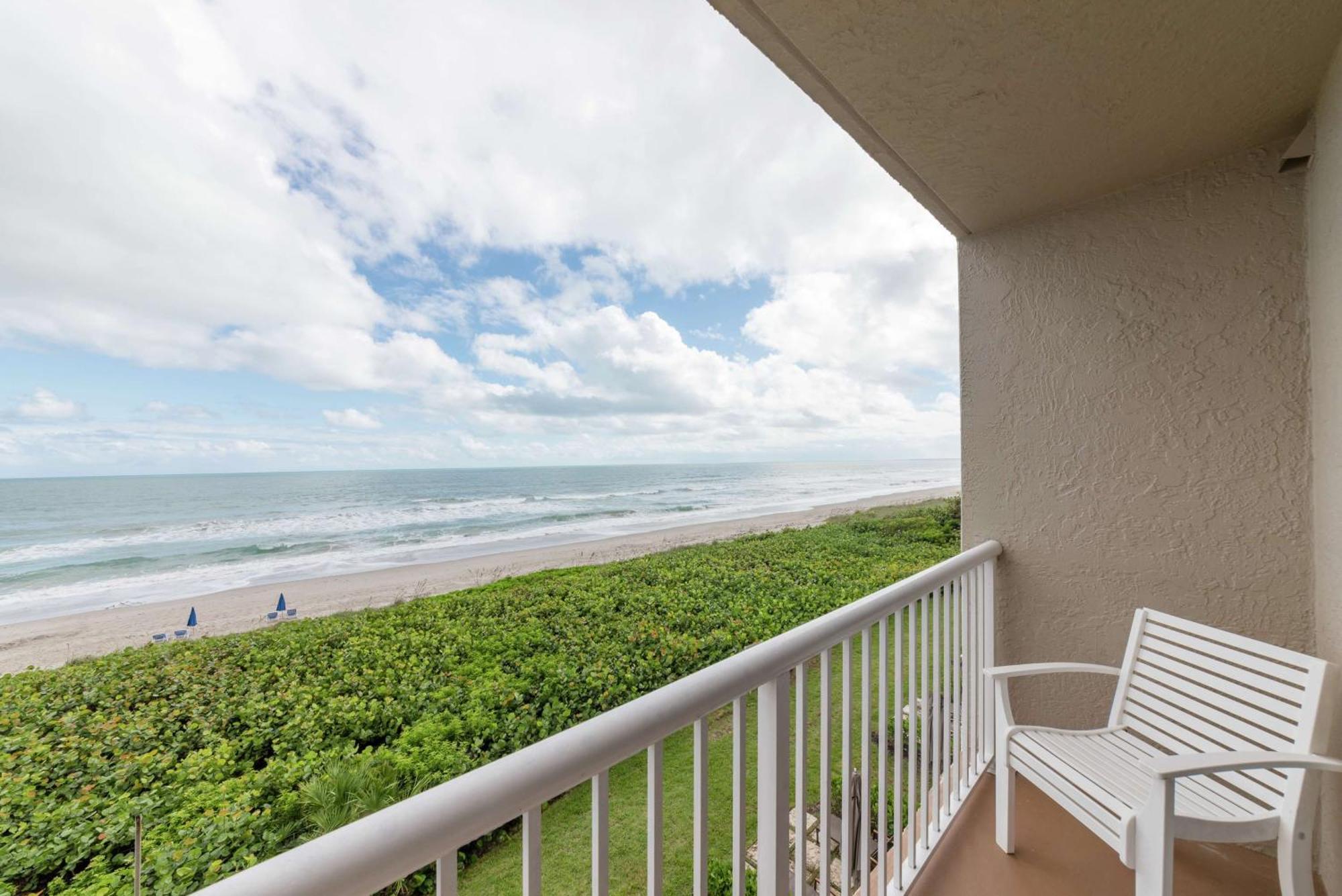 Doubletree Suites By Hilton Melbourne Beach Oceanfront Екстер'єр фото