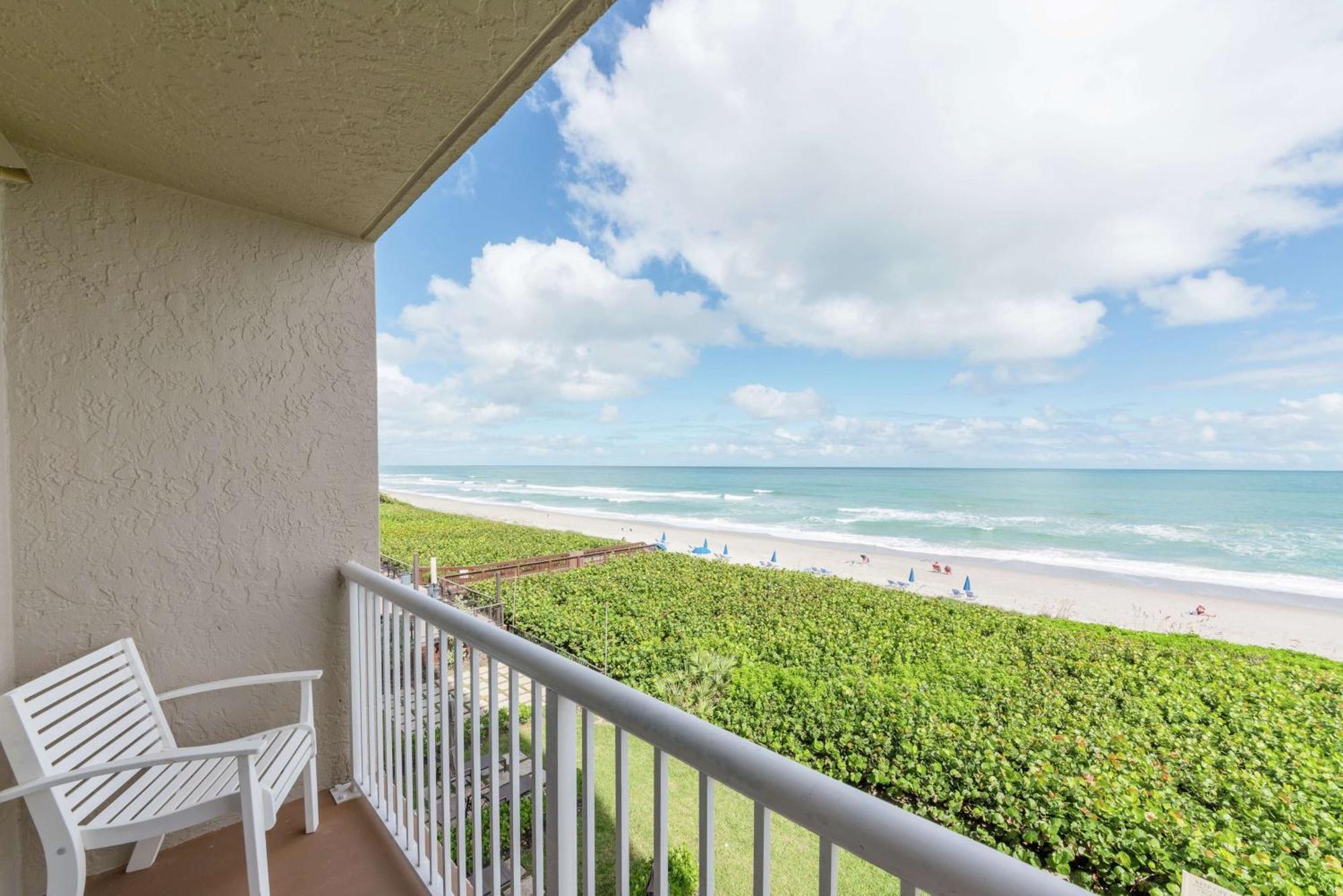 Doubletree Suites By Hilton Melbourne Beach Oceanfront Екстер'єр фото